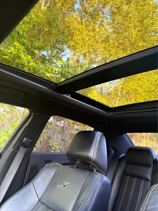 2013 Chrysler 300 (2005-2023) - Image 3 of 20