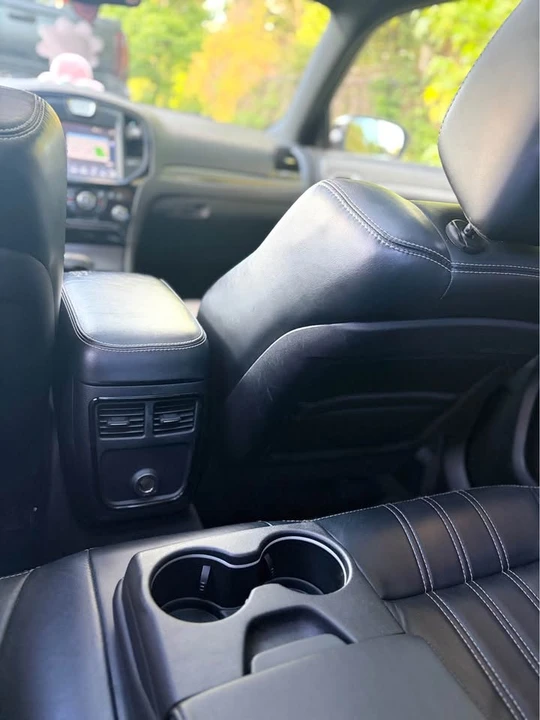2013 Chrysler 300 (2005-2023) - Image 14 of 20