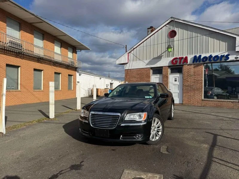 2013 Chrysler 300 (2005-2023) - Image 3 of 12