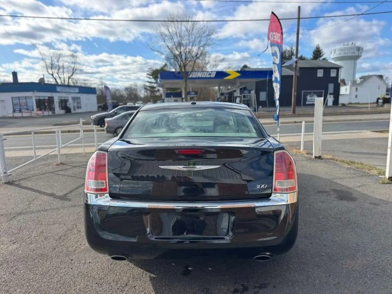 2013 Chrysler 300 (2005-2023) - Image 12 of 12