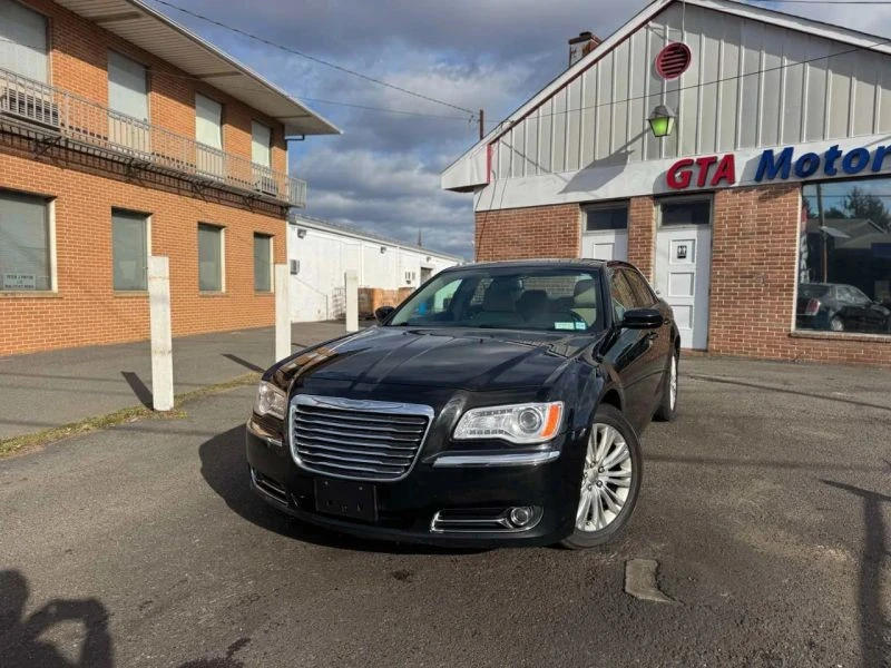 2013 Chrysler 300 (2005-2023) - Image 4 of 12
