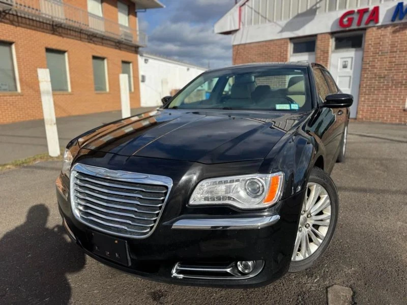 2013 Chrysler 300 (2005-2023) - Image 6 of 12
