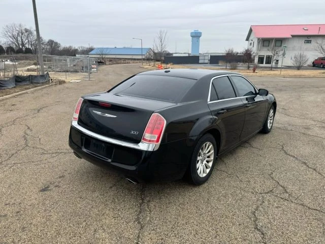2013 Chrysler 300 (2005-2023) - Image 3 of 6