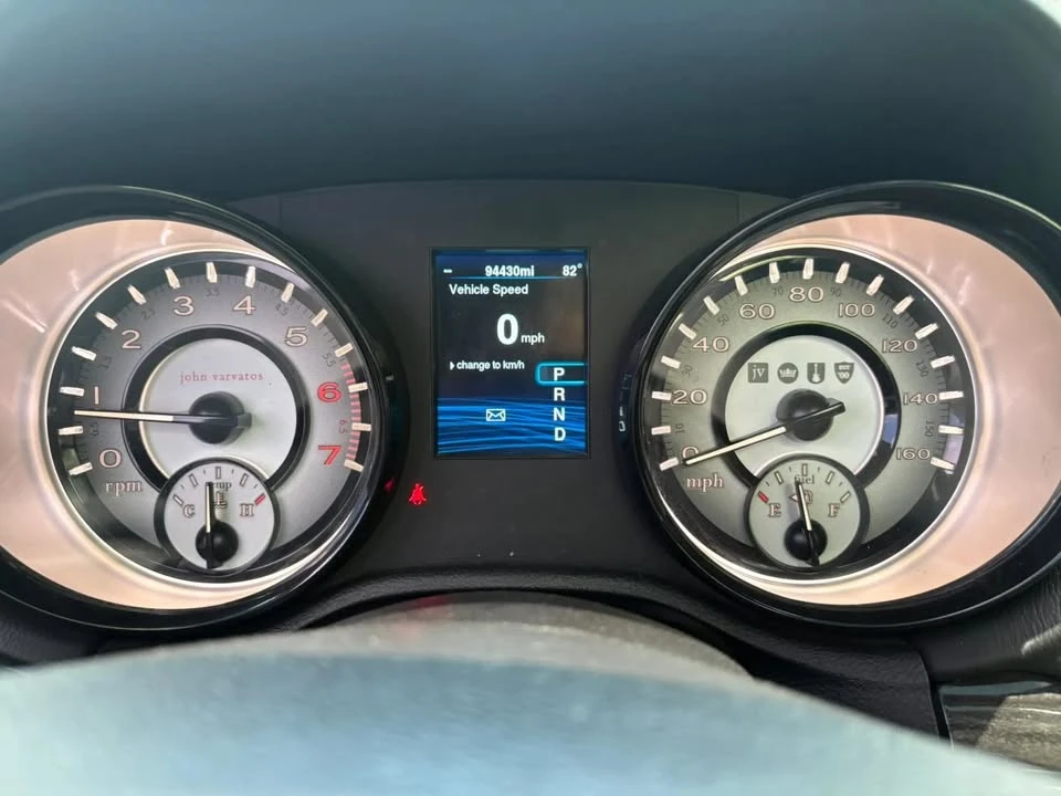 2013 Chrysler 300 (2005-2023) - Image 15 of 16