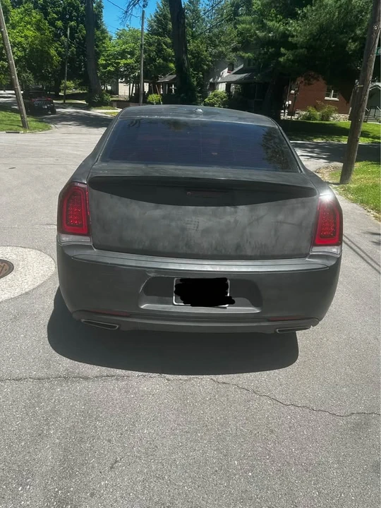2013 Chrysler 300 (2005-2023) - Image 4 of 4