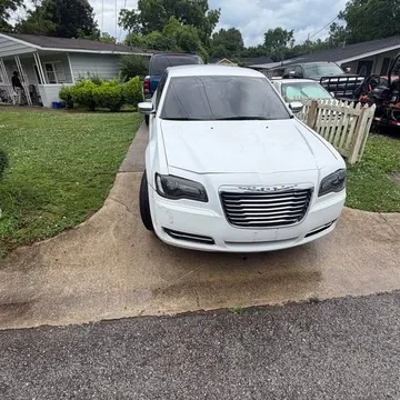 2013 Chrysler 300 300C Luxury Series