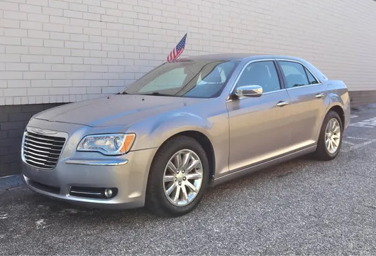 2013 Chrysler 300 300C Sedan 4D