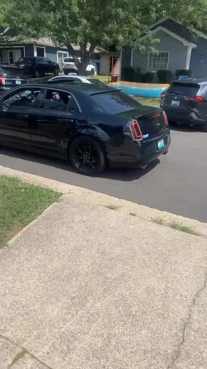 2013 Chrysler 300 (2005-2023) - Image 11 of 11