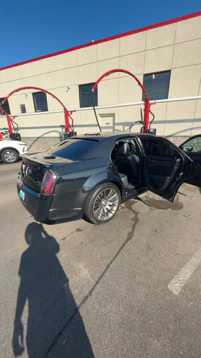 2013 Chrysler 300 (2005-2023) - Image 6 of 11