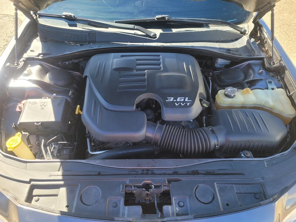 2013 Chrysler 300 (2005-2023) - Image 21 of 21