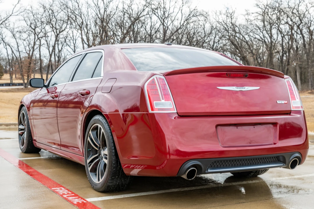 2013 Chrysler 300 (2005-2023) - Image 10 of 31