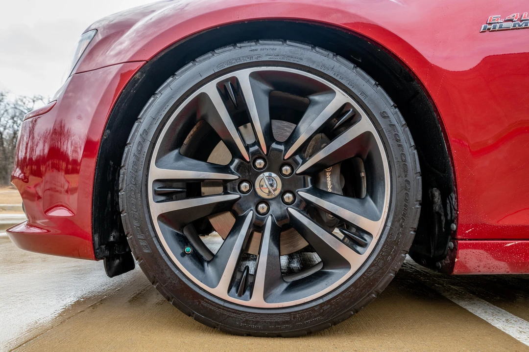 2013 Chrysler 300 (2005-2023) - Image 24 of 31