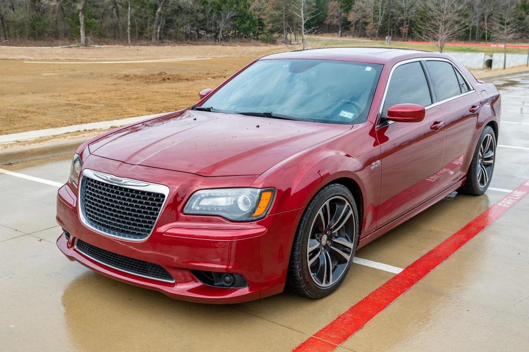 2013 Chrysler 300 (2005-2023) - Image 7 of 31