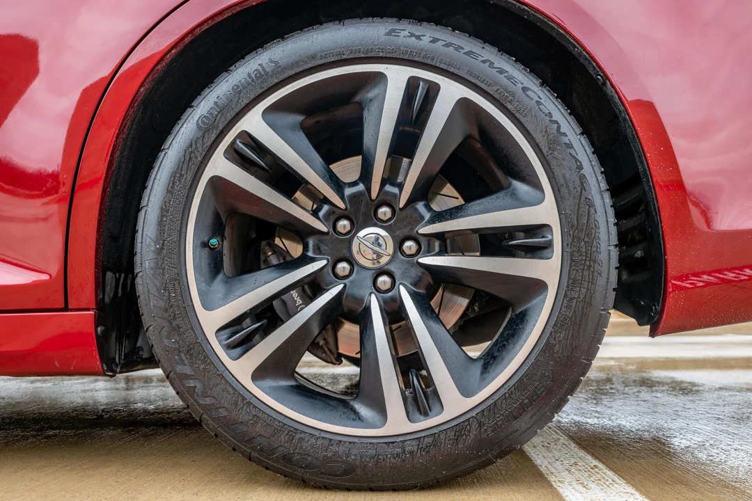 2013 Chrysler 300 (2005-2023) - Image 25 of 31