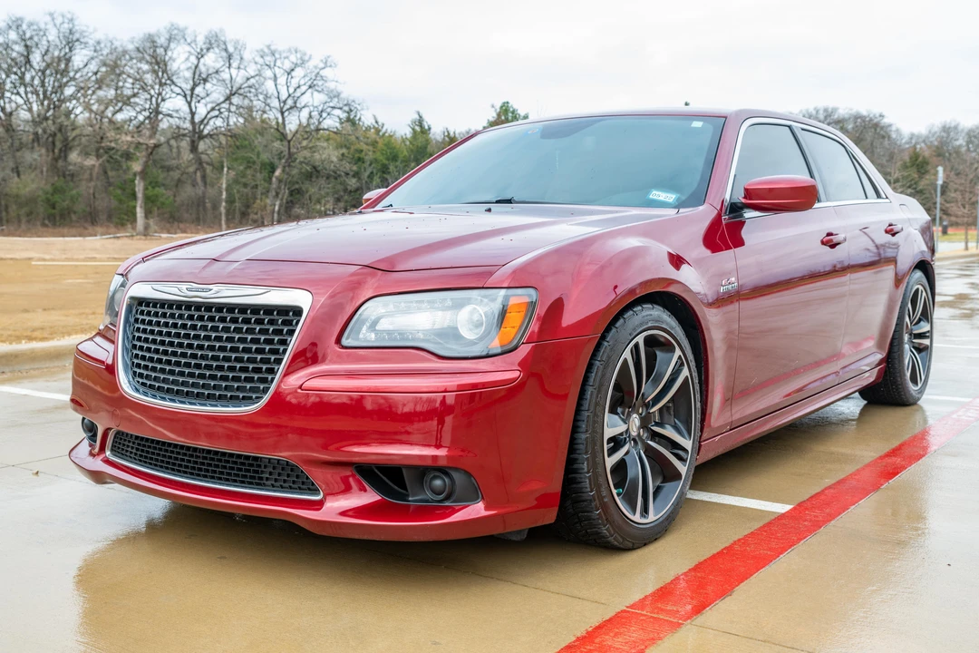 2013 Chrysler 300 (2005-2023) - Image 8 of 31
