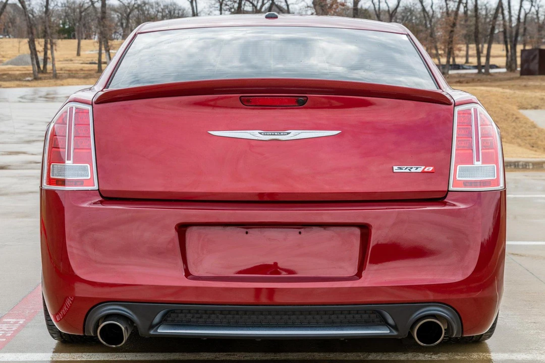 2013 Chrysler 300 (2005-2023) - Image 5 of 31