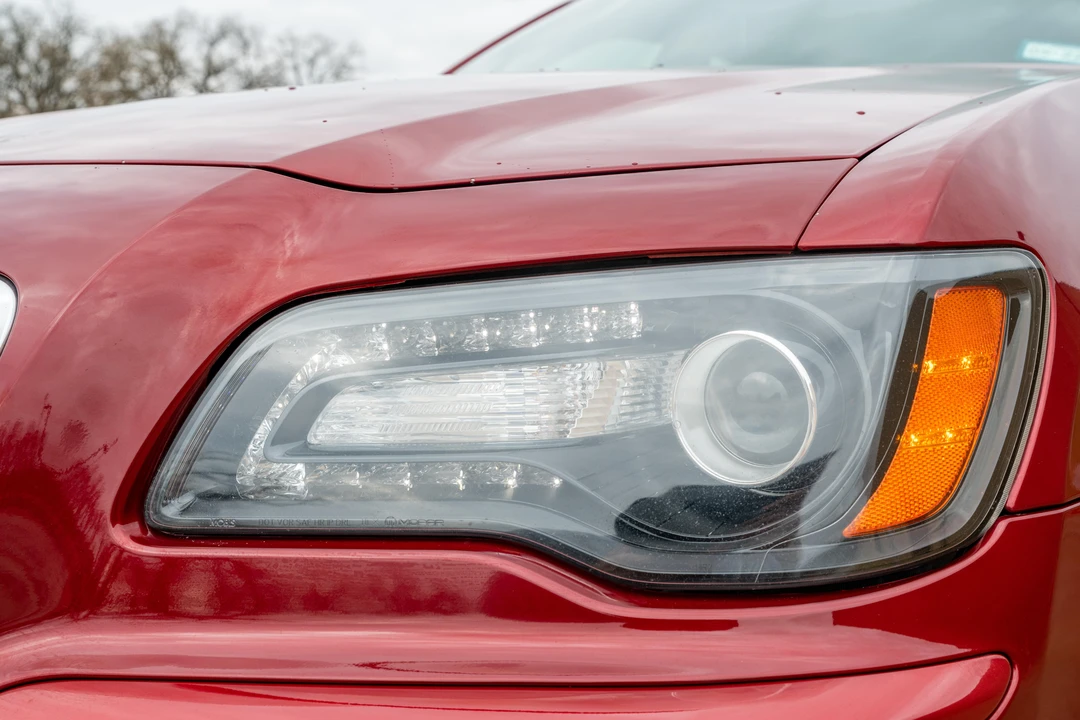 2013 Chrysler 300 (2005-2023) - Image 14 of 31