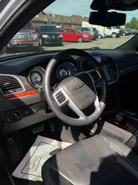 2013 Chrysler 300 (2005-2023) - Image 6 of 13