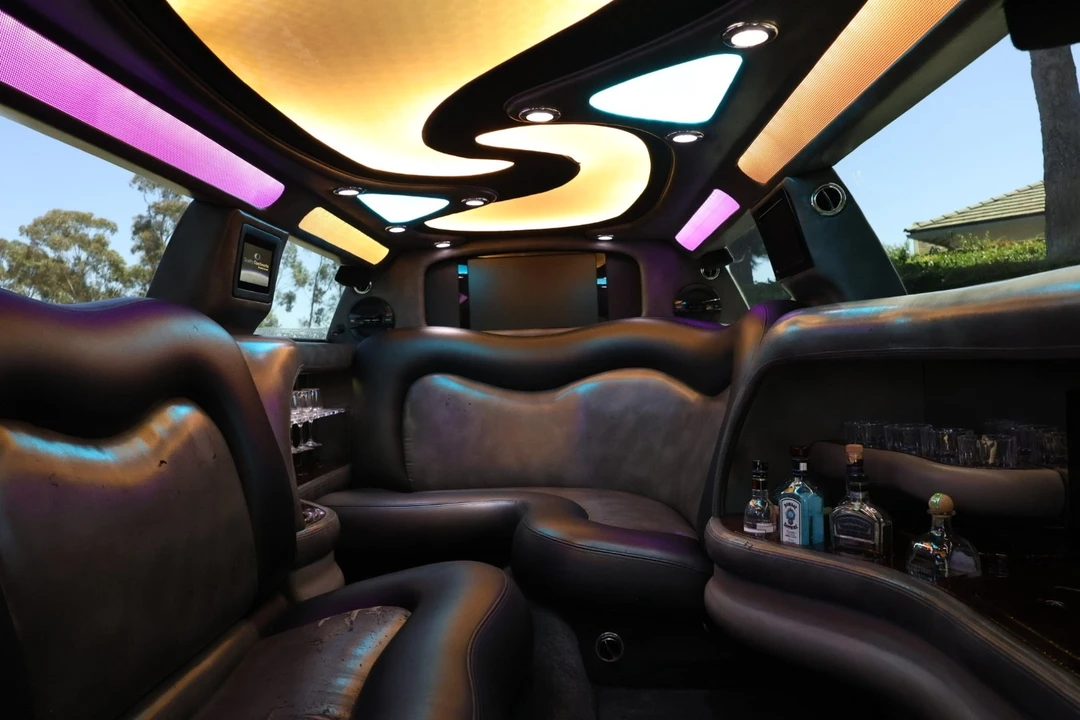 2013 Chrysler 300 (2005-2023) - Image 13 of 17