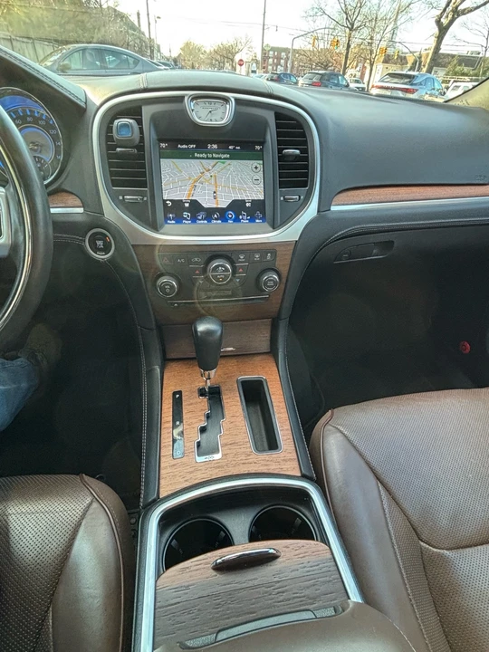 2013 Chrysler 300 (2005-2023) - Image 14 of 21