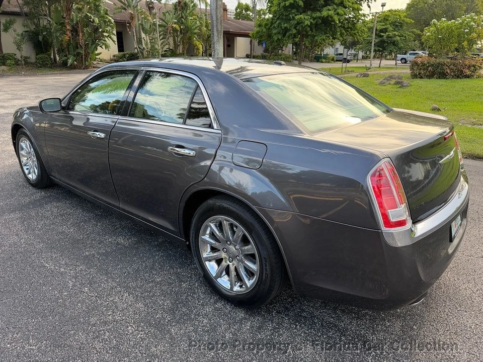 2013 Chrysler 300 (2005-2023) - Image 3 of 12