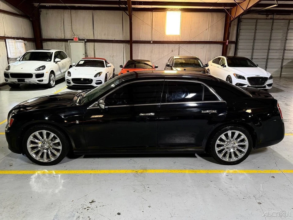 2013 Chrysler 300 (2005-2023) - Image 21 of 24