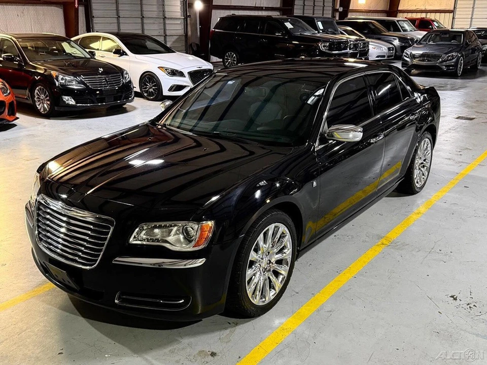 2013 Chrysler 300 (2005-2023) - Image 18 of 24