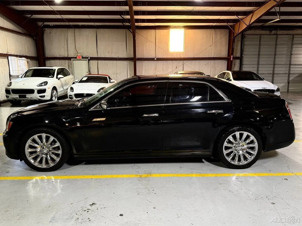 2013 Chrysler 300 (2005-2023) - Image 20 of 24