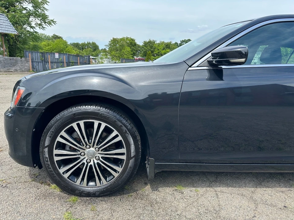 2013 Chrysler 300 (2005-2023) - Image 21 of 21