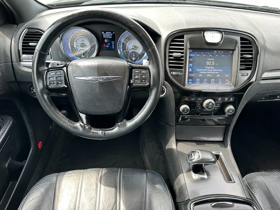 2013 Chrysler 300 (2005-2023) - Image 10 of 21