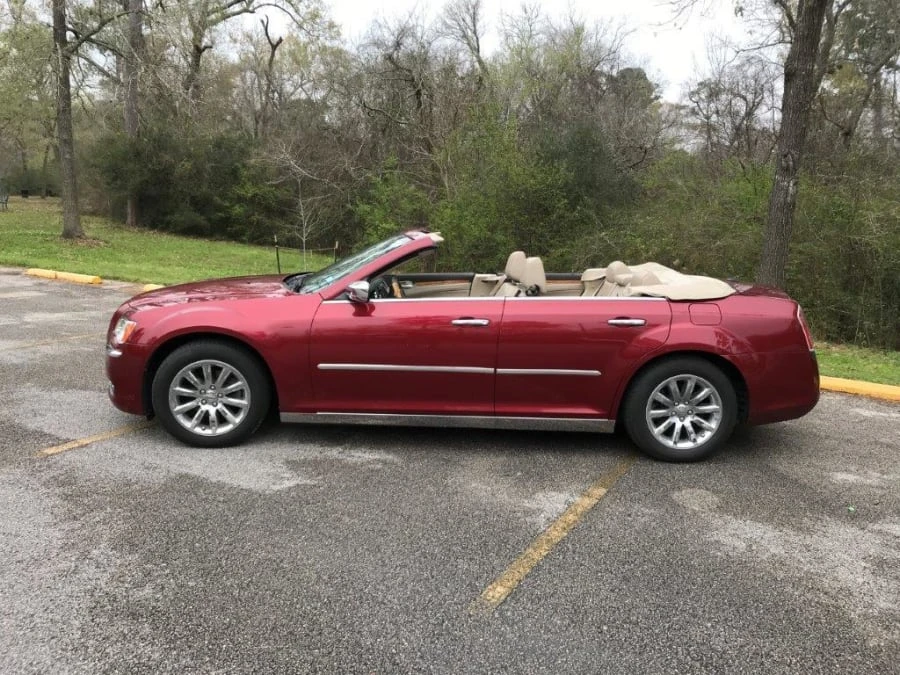 2013 Chrysler 300 (2005-2023) - Image 2 of 12