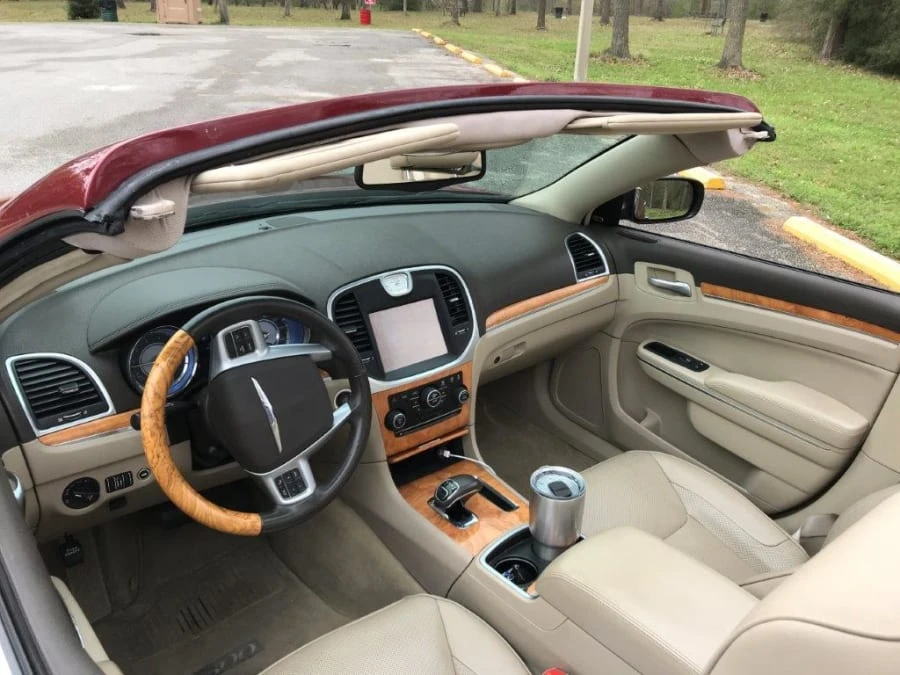 2013 Chrysler 300 (2005-2023) - Image 4 of 12