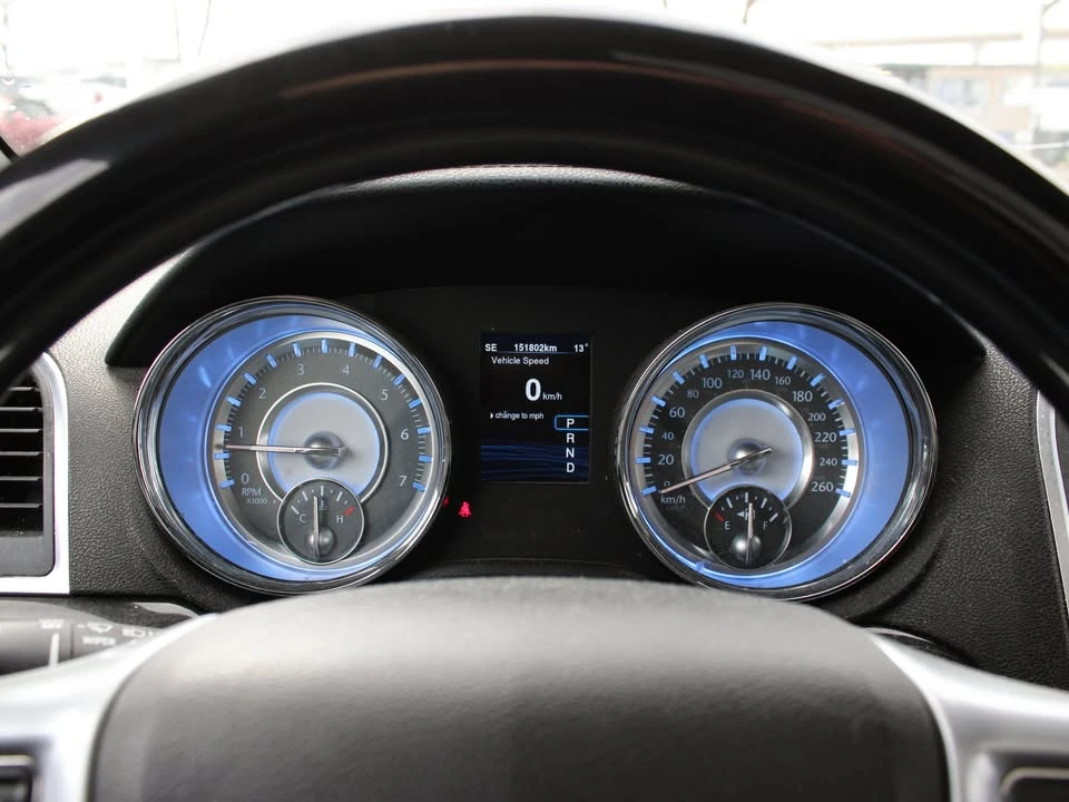 2013 Chrysler 300 (2005-2023) - Image 9 of 11