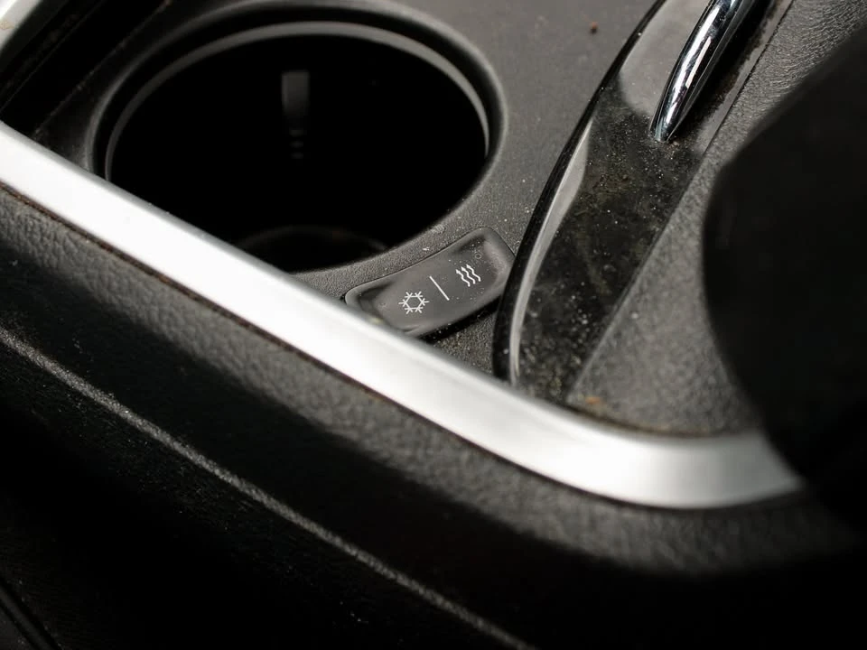 2013 Chrysler 300 (2005-2023) - Image 10 of 11