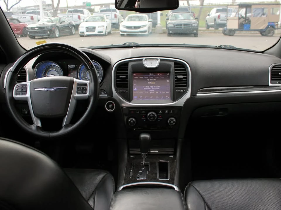 2013 Chrysler 300 (2005-2023) - Image 6 of 11