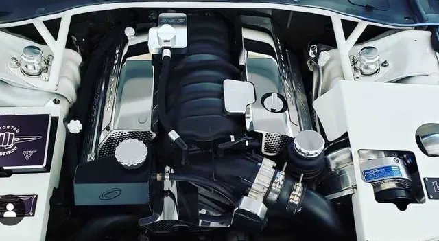 2013 Chrysler 300C SRT8