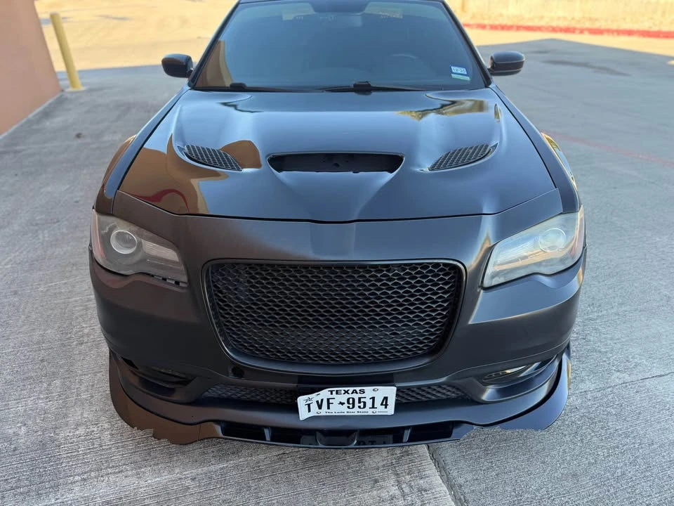 2013 Chrysler 300 (2005-2023) - Image 2 of 11