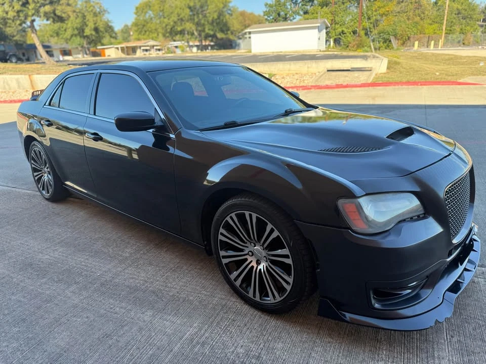 2013 Chrysler 300 (2005-2023) - Image 3 of 11