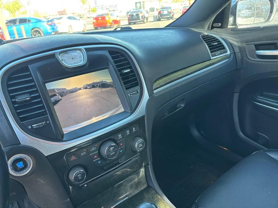 2013 Chrysler 300 (2005-2023) - Image 6 of 6