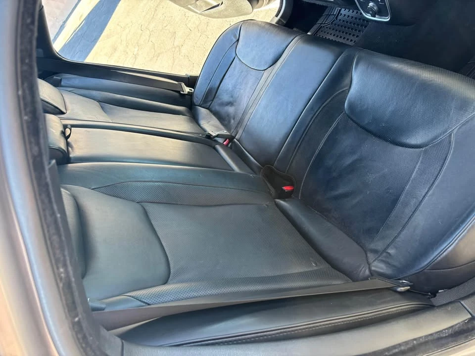 2013 Chrysler 300 (2005-2023) - Image 4 of 6