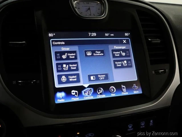 2013 Chrysler 300 (2005-2023) - Image 18 of 21