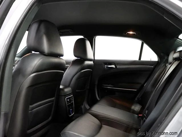 2013 Chrysler 300 (2005-2023) - Image 12 of 21