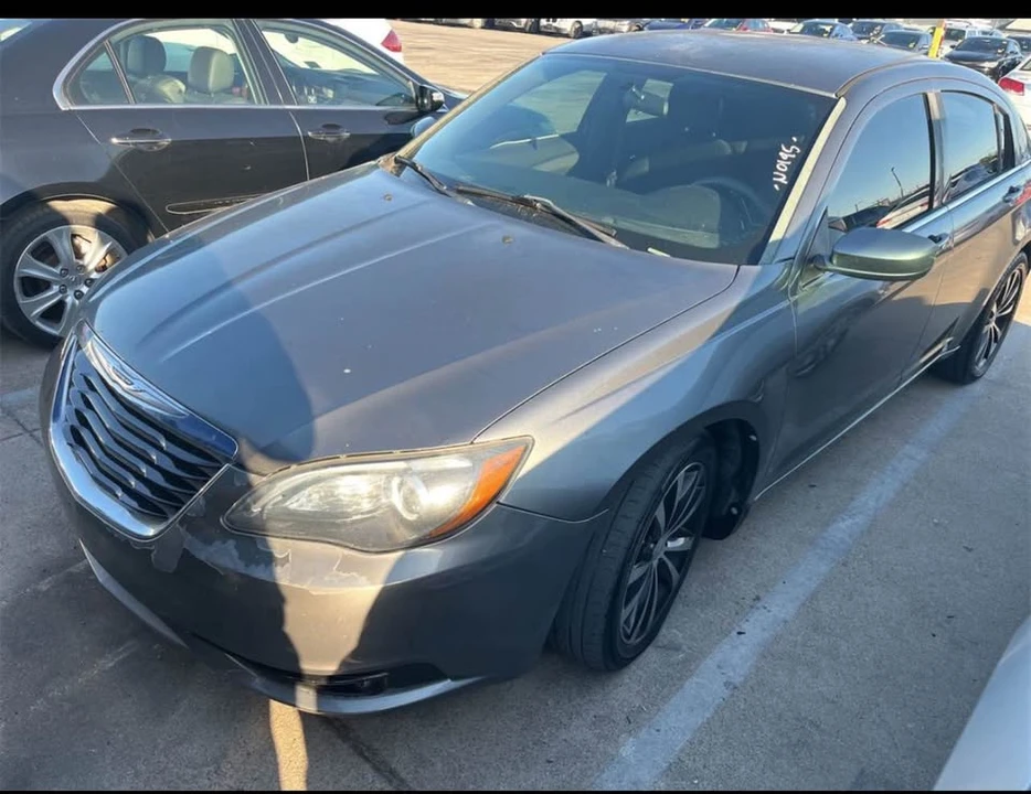 2013 Chrysler 200 - Image 2 of 2