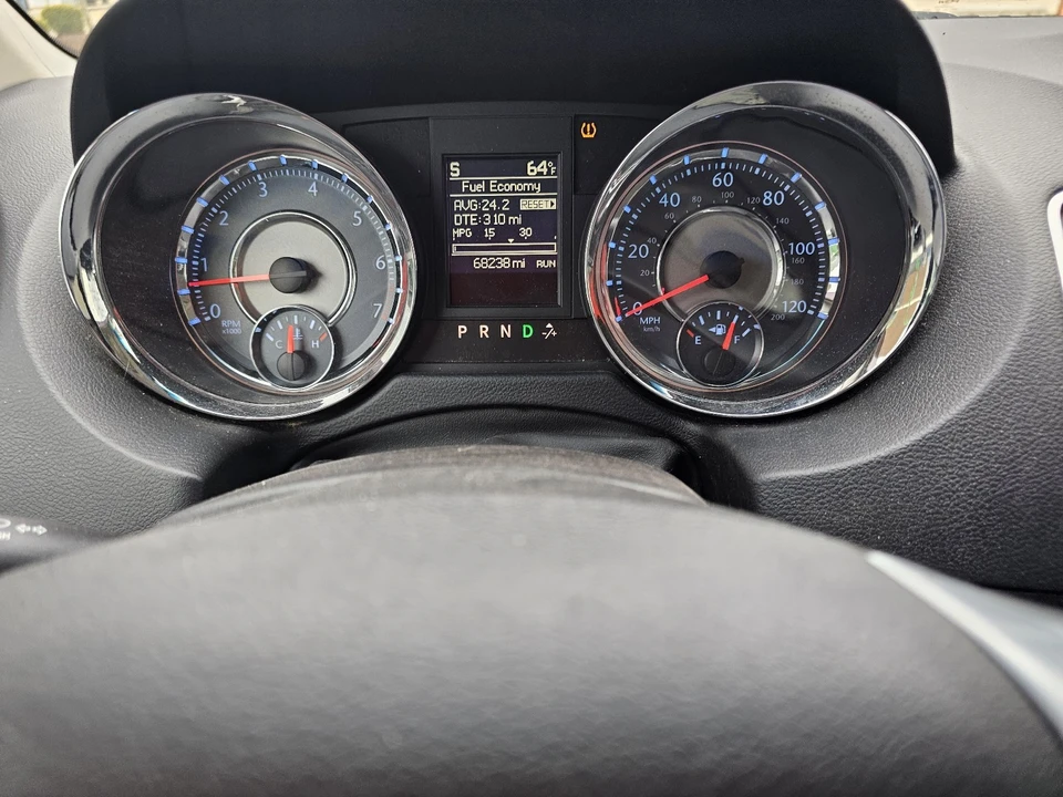 2013 Chrysler Town & Country - Image 17 of 21