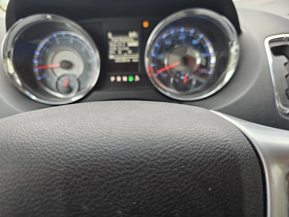 2013 Chrysler Town & Country - Image 18 of 21