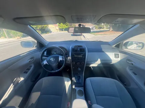 2013 Toyota Corolla 10th Gen - Image 4 of 6