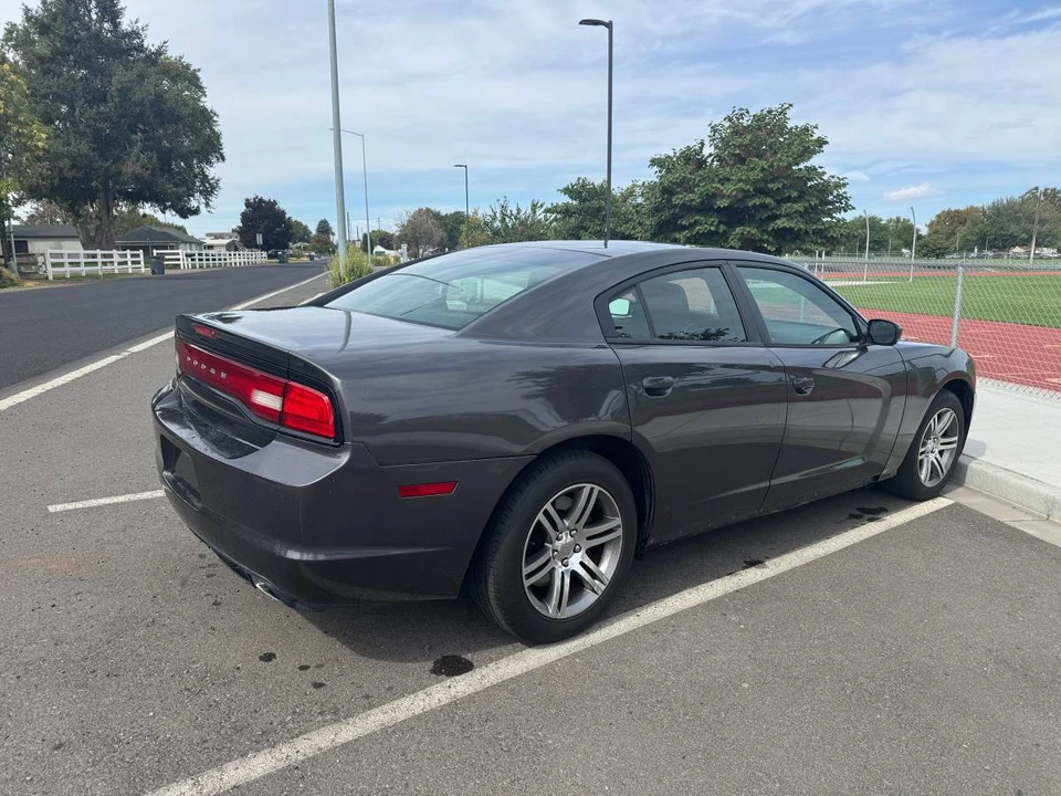 2013 Dodge Charger 7th Gen - Image 6 of 13