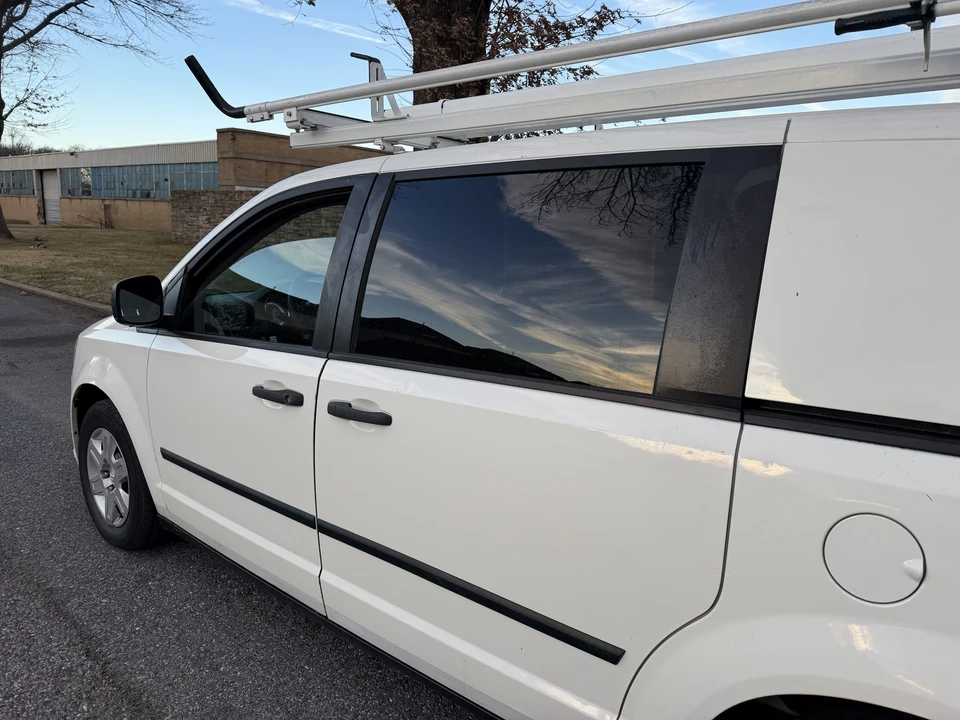 2013 Dodge Caravan - Image 20 of 21