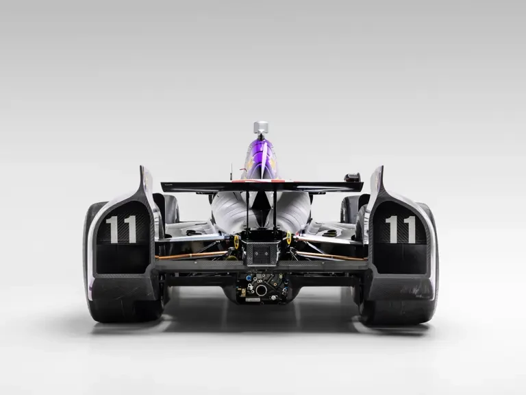 2013 Dallara - Image 8 of 31