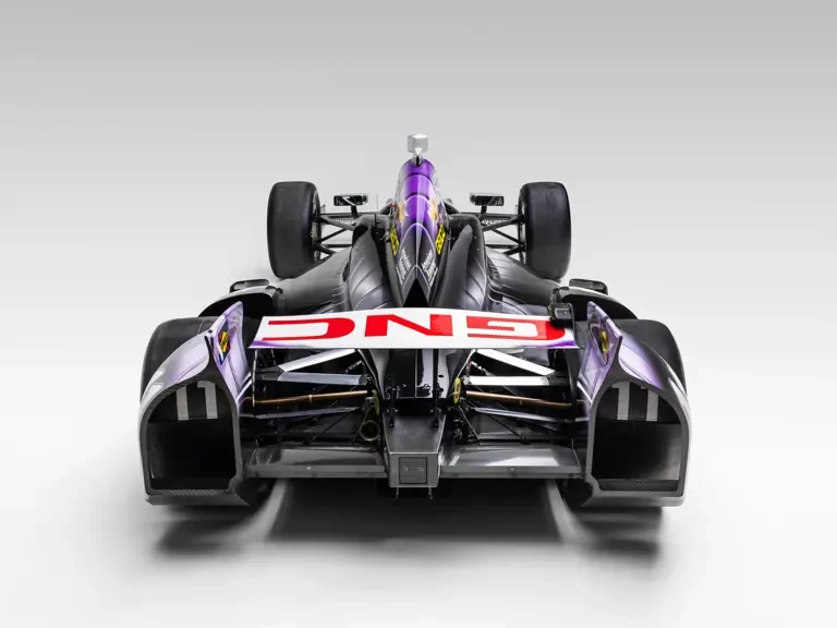 2013 Dallara - Image 29 of 31